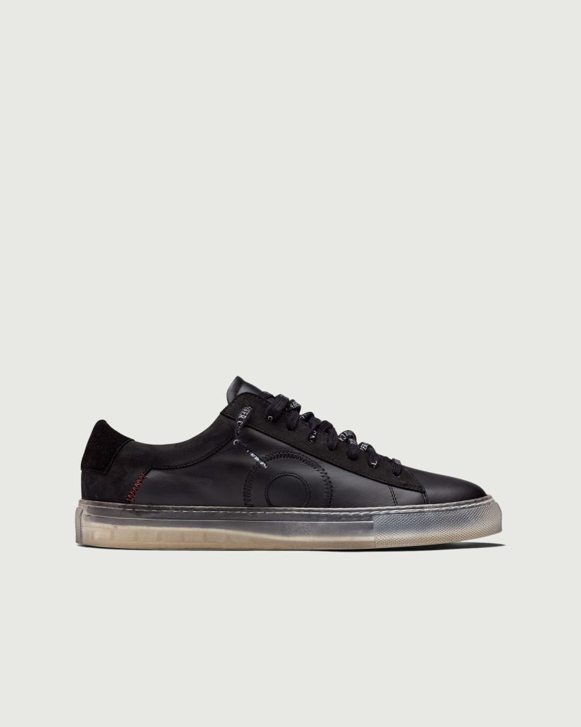 Low 1 | Black Ghost